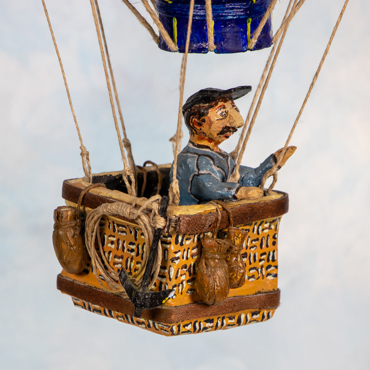 ORNAMENTED BALLOON - II