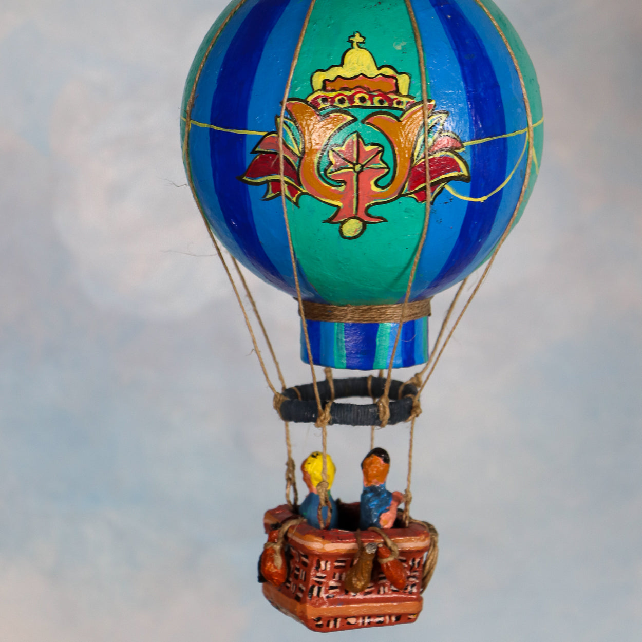 ORNAMENTED BALLOON - IV